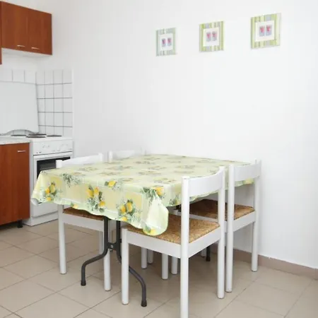 公寓 By The Sea Petrcane, Zadar - 3288 *